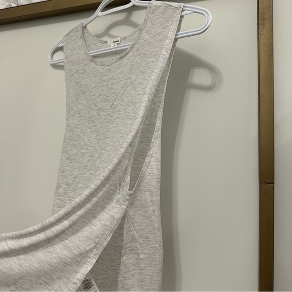 Garage Sleeveless Tee - Light Gray - Picture 4 of 4